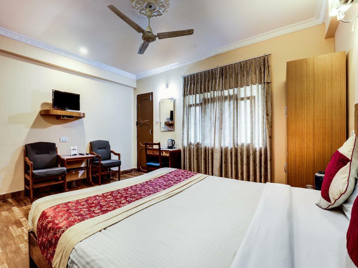 Hotel Wildlife Camp Sauraha Exterior foto